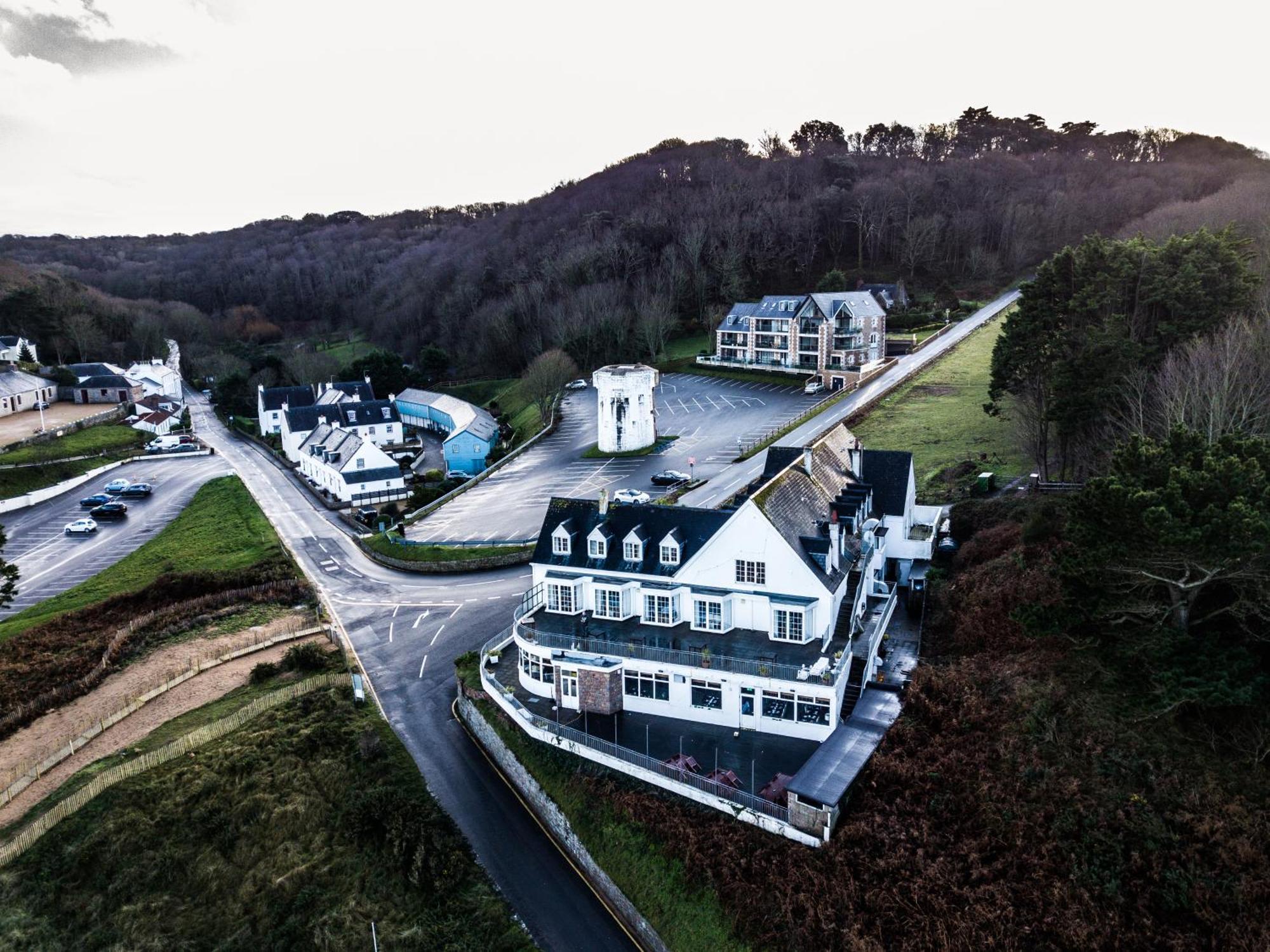 The Prince Of Wales Hotel St Ouen's Exterior foto